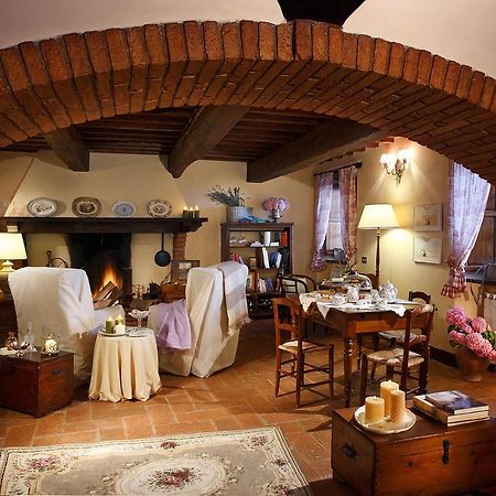 Salvia E Rosmarino Bed & Breakfast Камайоре Екстериор снимка
