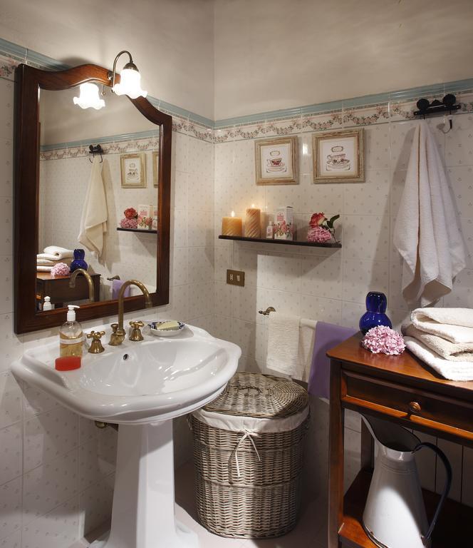 Salvia E Rosmarino Bed & Breakfast Камайоре Екстериор снимка